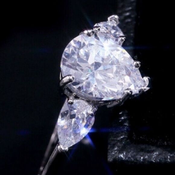 The Triple Teardrop Estate inspired 925 teardrop White Sapphire Ring sz 8 - Picture 4 of 8